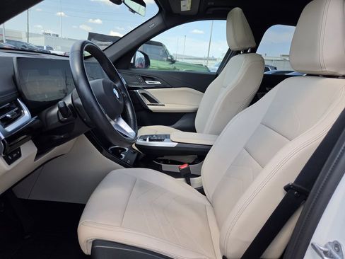 Used 2025 BMW X1 xDrive28i AWD/4WD image 26