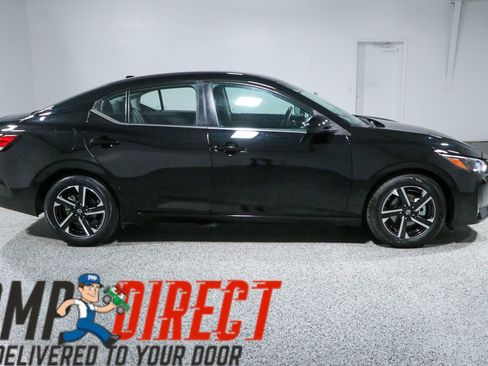 Used 2024 Nissan Sentra SV FWD image 6