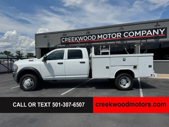 Used 2024 RAM 5500 Tradesman w/ Chrome Appearance Group AWD/4WD image 6