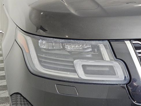 Used 2018 Land Rover Range Rover HSE AWD/4WD image 30