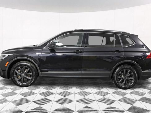 Used 2024 Volkswagen Tiguan SE FWD image 18