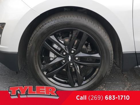 Used 2021 Chevrolet Equinox LT FWD image 46