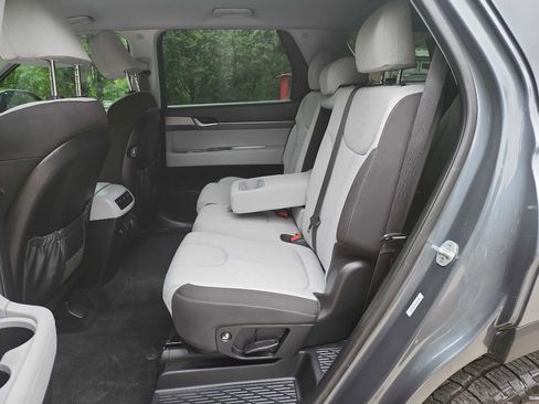 Used 2021 Hyundai Palisade SE image 27