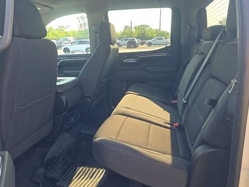 Used 2024 GMC Sierra 1500 Elevation AWD/4WD image 6