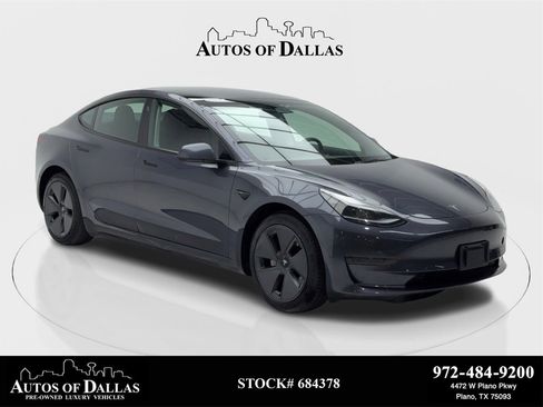 Used 2023 Tesla Model 3 Standard Range image 1