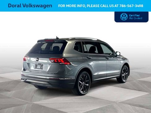 Used 2023 Volkswagen Tiguan SE FWD image 8
