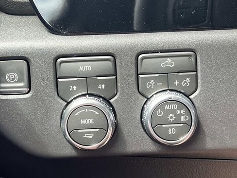 New 2026 GMC Sierra 1500 Elevation AWD/4WD image 24