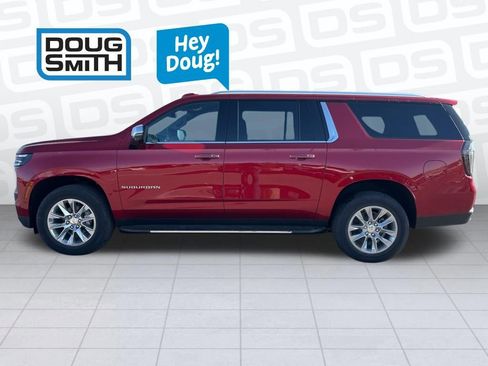 New 2026 Chevrolet Suburban Premier AWD/4WD image 3