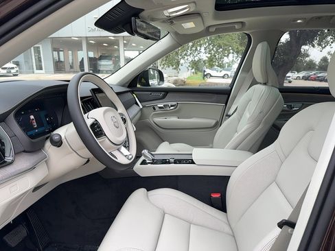 New 2026 Volvo XC90 B6 Ultra w/ Protection Package Premier AWD/4WD image 13