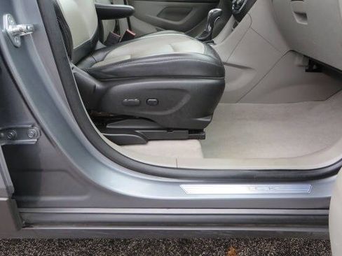 Used 2013 Buick Encore Leather image 17