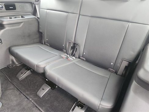 Certified 2025 Hyundai Santa Fe SEL image 22