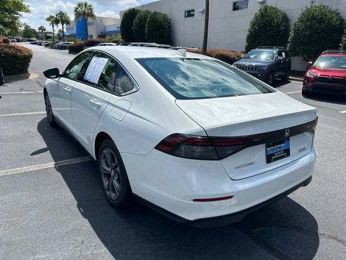 Certified 2023 Honda Accord EX image 5