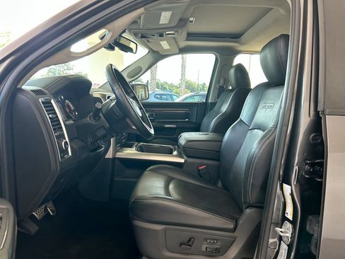 Used 2016 RAM 2500 Laramie w/ Sport Appearance Group AWD/4WD image 10