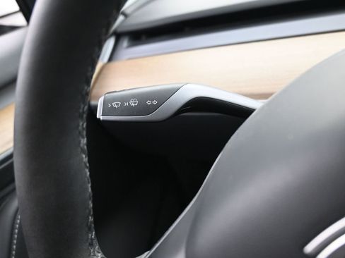 Used 2022 Tesla Model 3 image 19