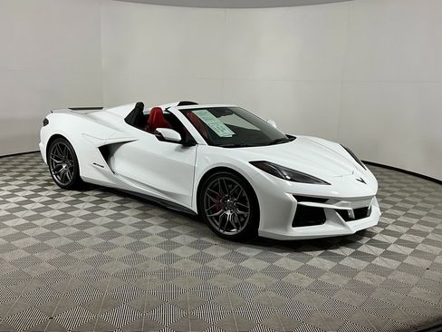 Used 2024 Chevrolet Corvette Z06 image 7