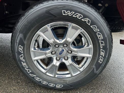 Used 2017 Ford F150 Lariat image 13