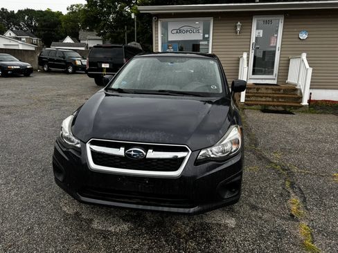 Used 2013 Subaru Impreza 2.0i Premium w/ Popular Pkg 1 AWD/4WD image 2