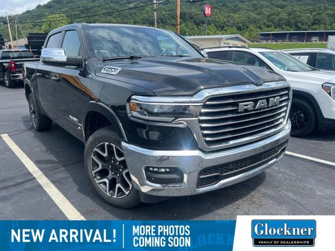 Used 2025 RAM 1500 Laramie AWD/4WD image 1