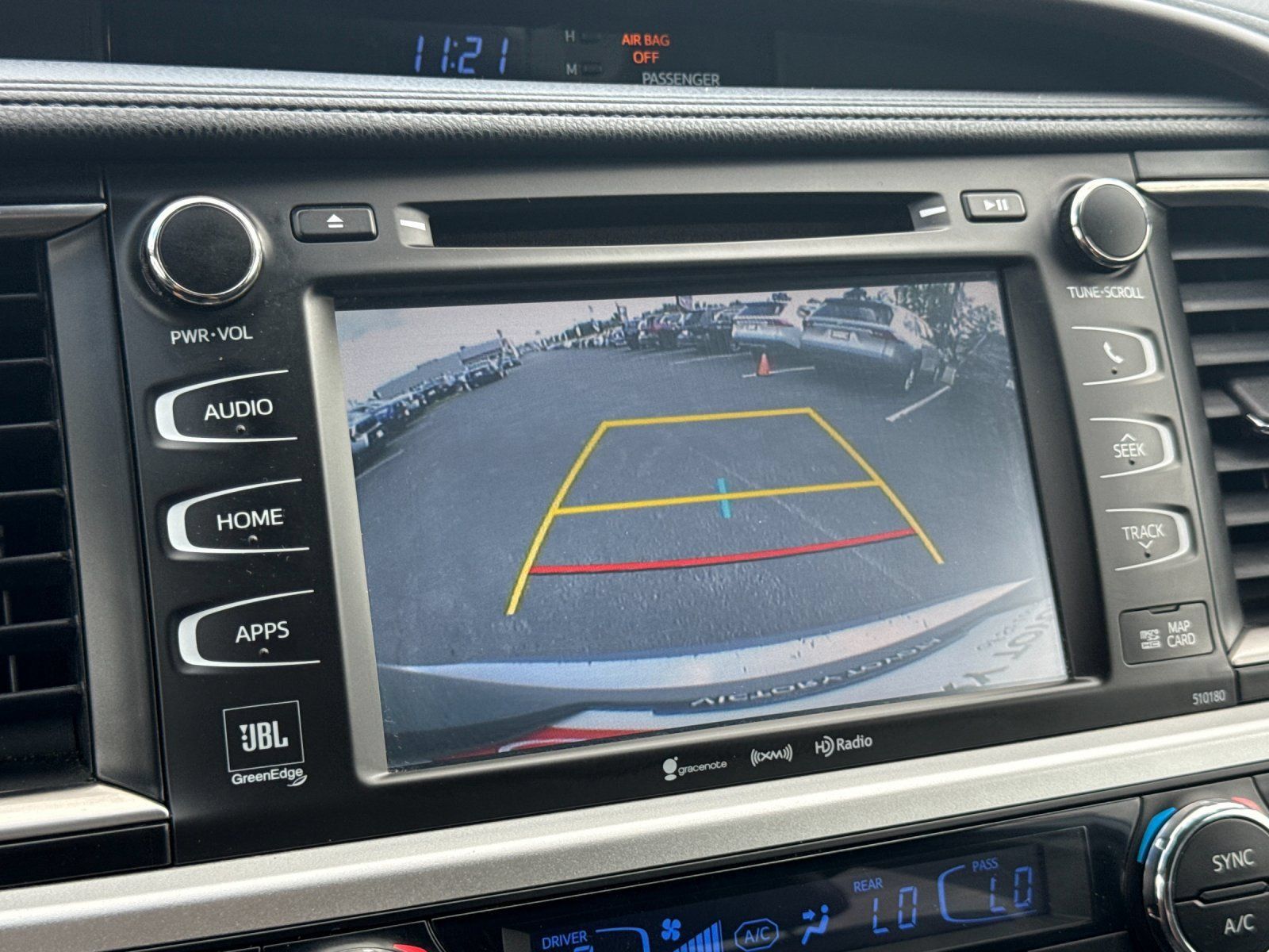 Used 2018 Toyota Highlander Limited AWD/4WD image 15