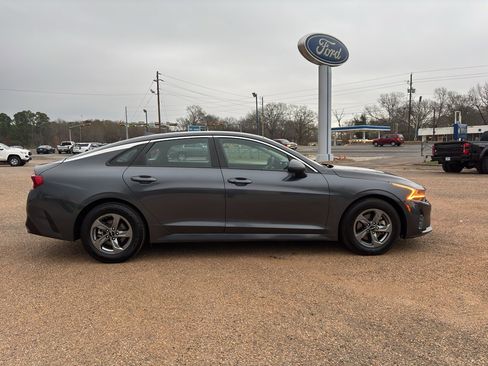 Used 2022 Kia K5 LXS image 6