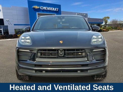Used 2023 Porsche Macan image 2