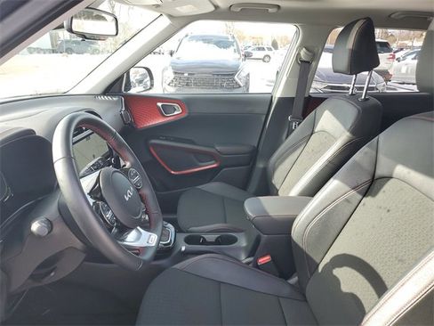 Certified 2025 Kia Soul GT-Line image 16