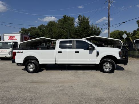 Used 2022 Ford F250 XL w/ Power Equipment Group AWD/4WD image 4
