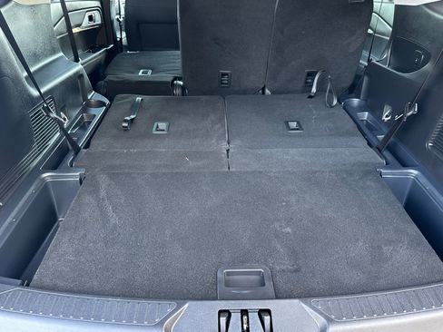 Used 2025 Ford Explorer Active image 16