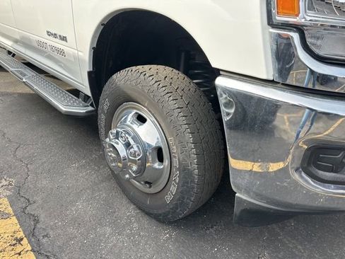 Used 2024 RAM 3500 Big Horn image 3