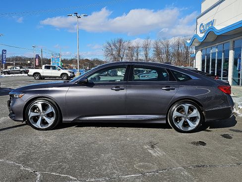 Used 2019 Honda Accord Touring image 7