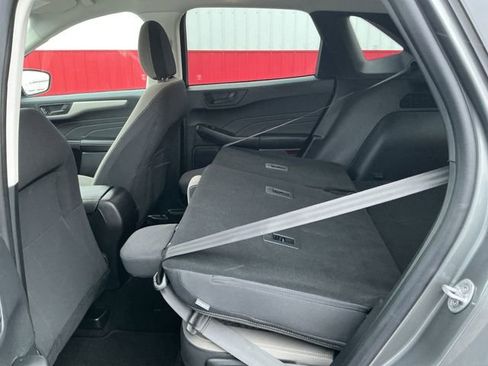 Used 2022 Ford Escape SE image 37