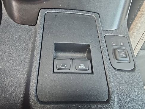 Used 2022 Ford Bronco Wildtrak image 23