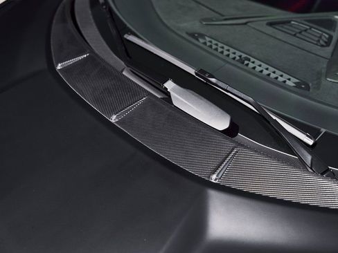 Used 2025 Lamborghini Revuelto image 12