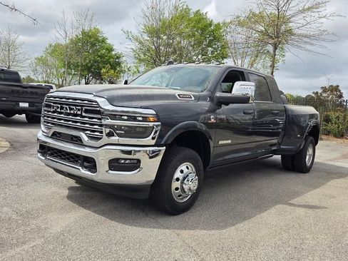 New 2026 RAM 3500 Limited image 3