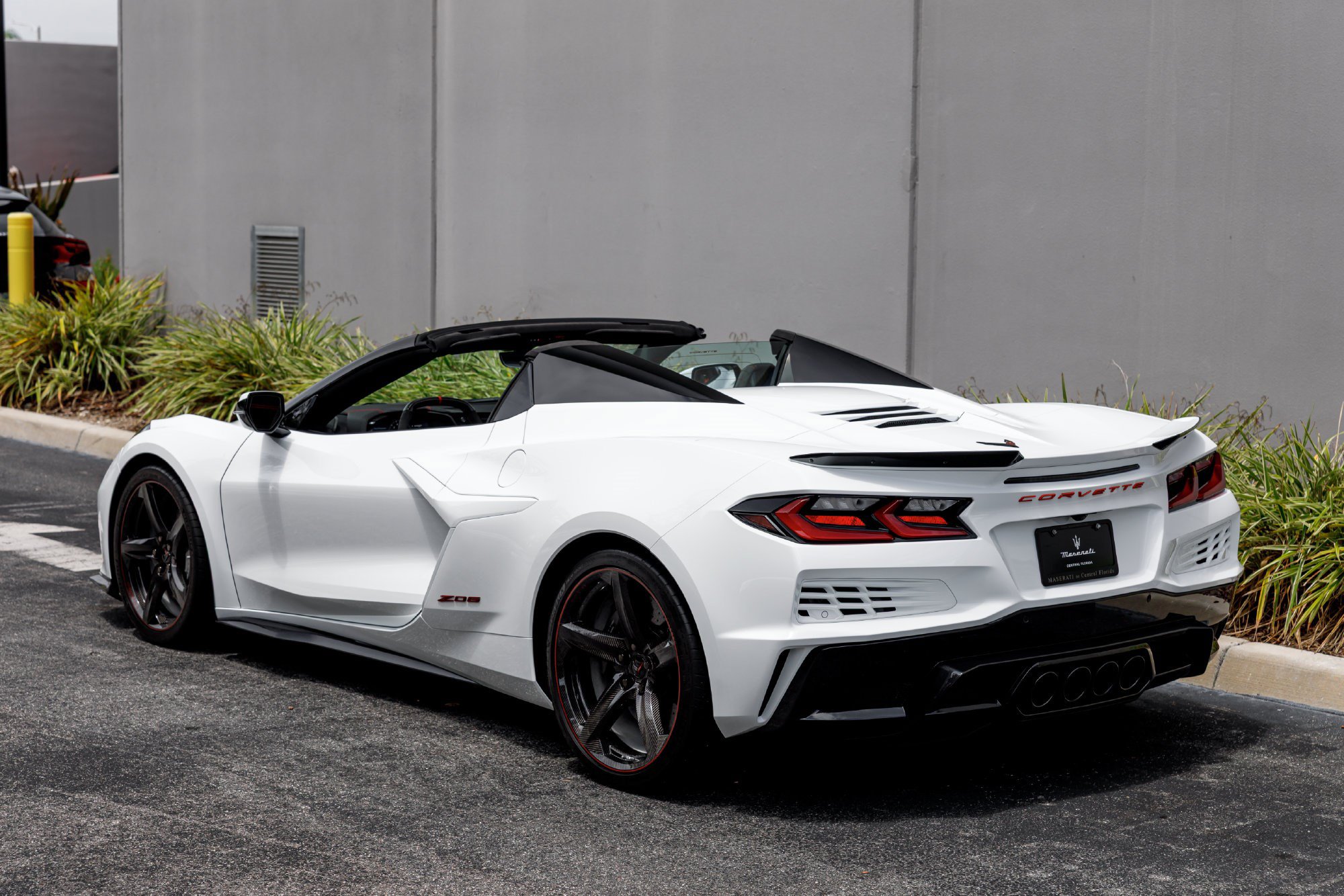 Used 2024 Chevrolet Corvette Z06 w/ Stealth Interior Trim Package RWD image 3