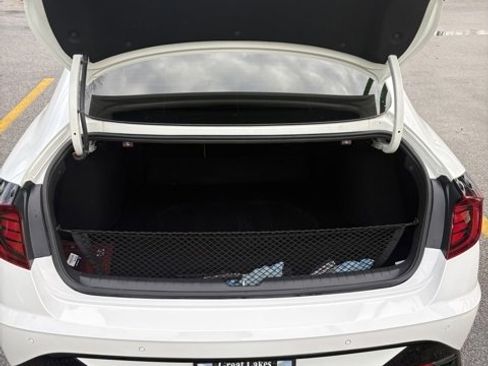 Used 2022 Hyundai Sonata Limited image 30