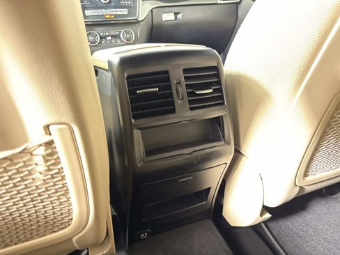 Used 2018 Mercedes-Benz GLS 450 4MATIC image 14