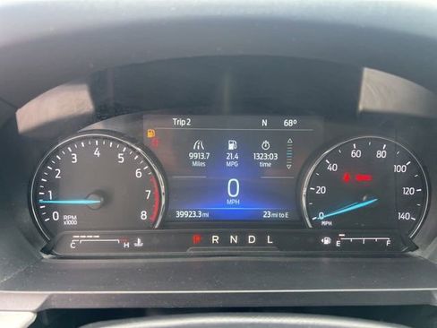 Used 2023 Ford Explorer XLT w/ Equipment Group 202A AWD/4WD image 25