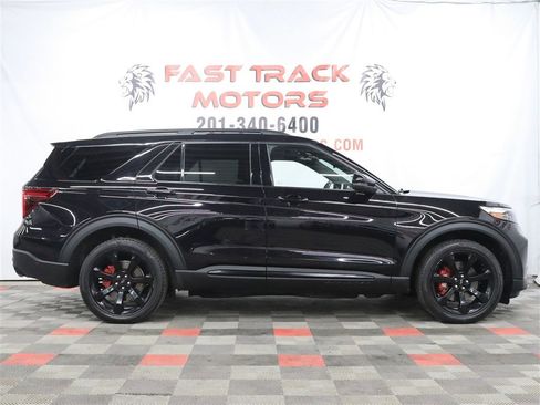 Used 2022 Ford Explorer ST w/ Equipment Group 401A AWD/4WD image 4