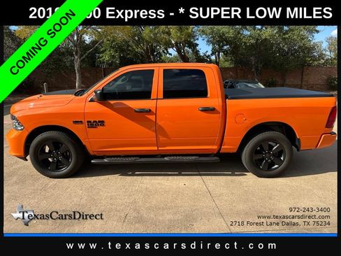 Used 2019 RAM 1500 Express w/ Express Value Package AWD/4WD image 2