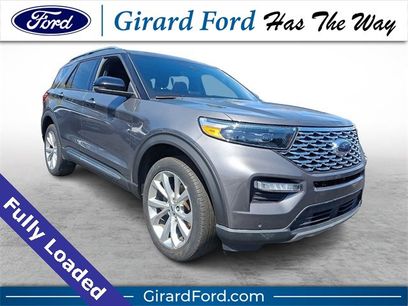 Certified 2023 Ford Explorer Platinum w/ Premium Technology Package