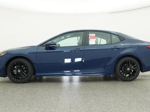 New 2026 Toyota Camry SE image 10