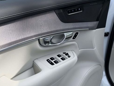 New 2026 Volvo XC90 B6 Ultra AWD/4WD image 17