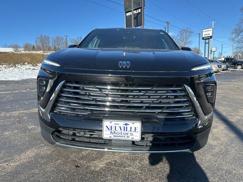 Used 2025 Buick Enclave Preferred image 8