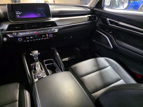 Used 2022 Kia Telluride LX AWD/4WD image 18