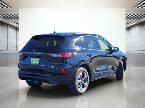 Used 2024 Ford Escape ST-Line w/ Equipment Group 301A image 8