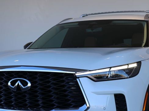 Certified 2025 INFINITI QX60 Sensory w/ Vision Package image 11