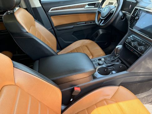Used 2018 Volkswagen Atlas SEL Premium AWD/4WD image 10