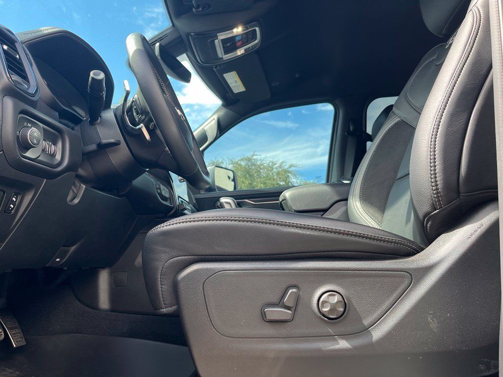 Used 2026 RAM 1500 RHO AWD/4WD image 8