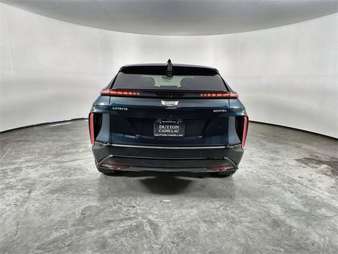 Certified 2025 Cadillac Lyriq Luxury image 7